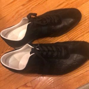 Gucci tennis shoes